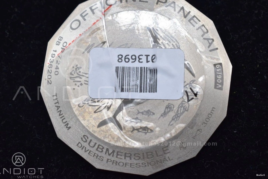P NY Submersible 997 TI Tit VSF PAM985 Mike Timeless Blue Horn 0725